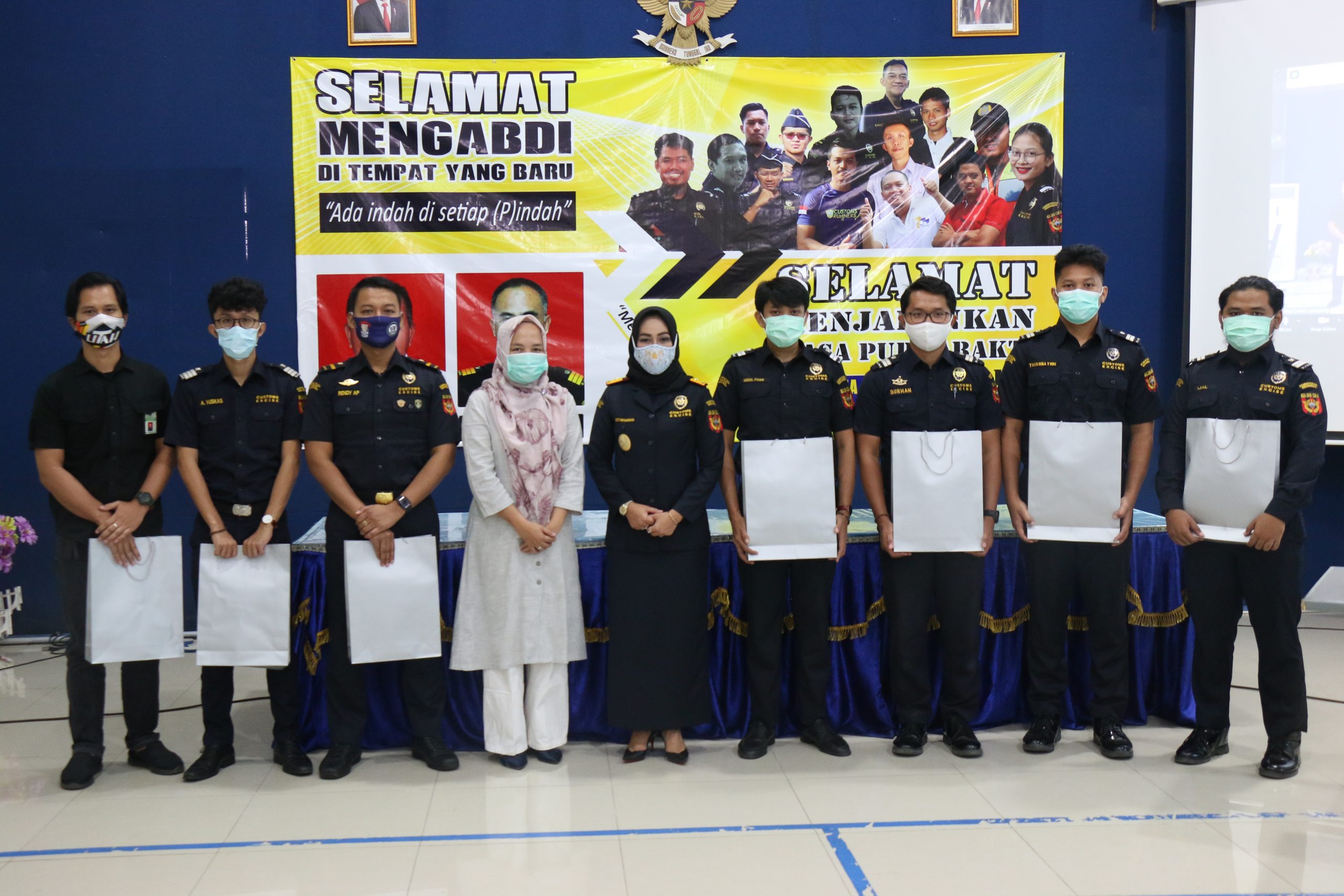 Bea Cukai Bandar Lampung Melepas Enam Belas Pegawai Terbaiknya